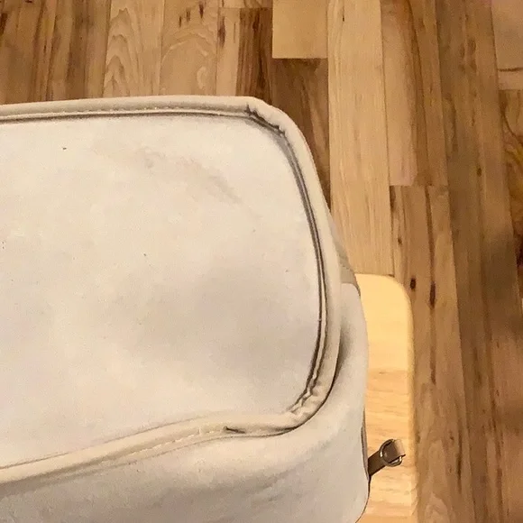 Big Logo Coach Tote - Picture 11 of 12